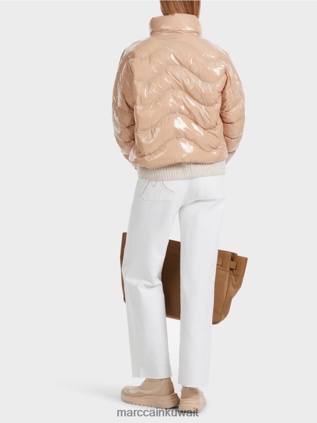 Marc Cain سترة مبطنة مع ثينسوليت 3M LVN0D6239 ملابس البني الطيني الناعم