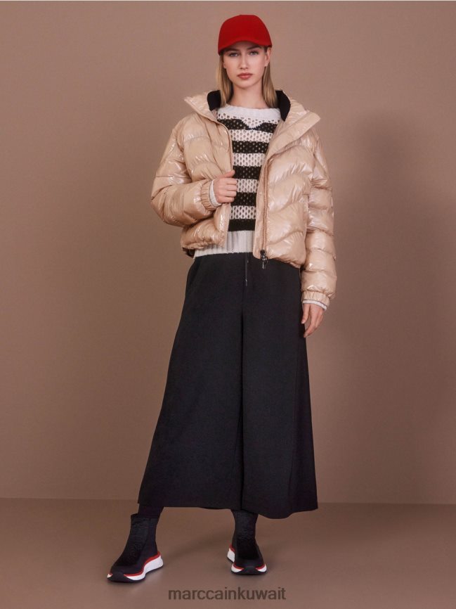 Marc Cain سترة مبطنة مع ثينسوليت 3M LVN0D6239 ملابس البني الطيني الناعم