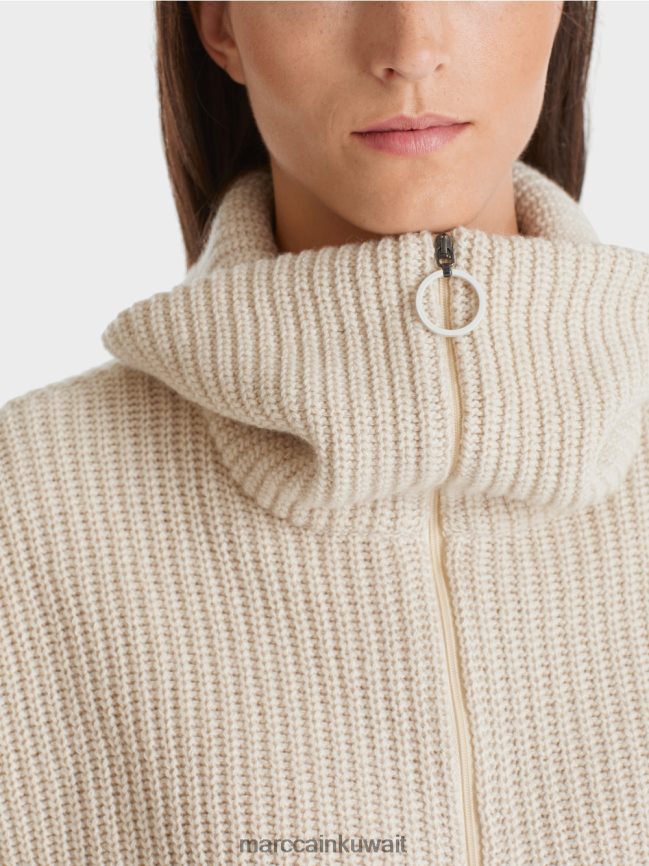 Marc Cain سترة بلا أكمام محبوكة في ألمانيا LVN0D61049 ملابس حليب اللوز