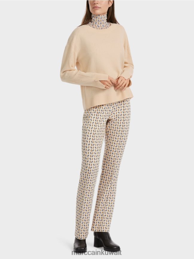 Marc Cain سترة محبوكة "إعادة التفكير معًا". LVN0D61084 ملابس كريم غامق