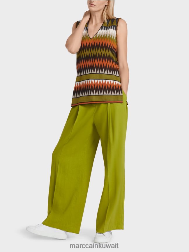 Marc Cain سترة "محبوكة في ألمانيا" LVN0D61148 ملابس زيتوني أخضر عميق