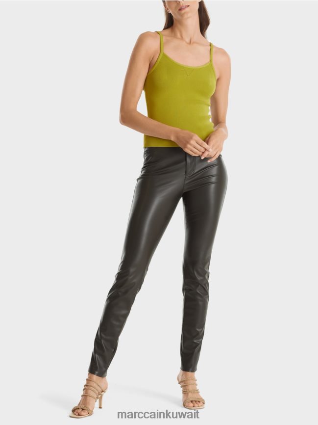 Marc Cain أعلى "إعادة التفكير معًا". LVN0D61149 ملابس زيتوني أخضر عميق