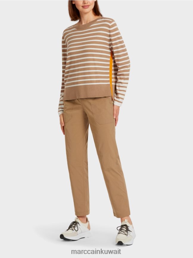 Marc Cain سترة مع خطوط جديلة LVN0D61179 ملابس قهوة خفيفة