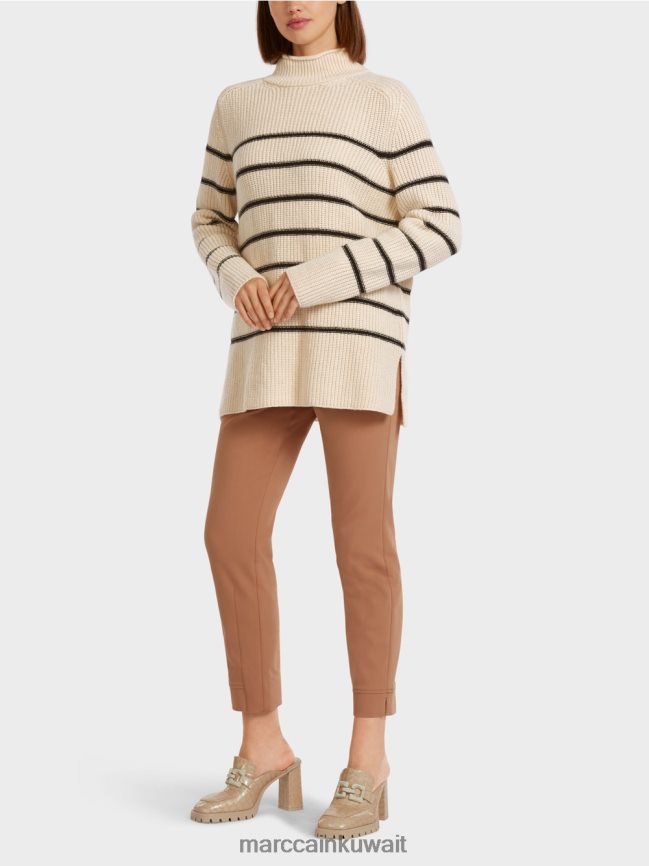 Marc Cain سترة "محبوكة في ألمانيا" LVN0D61192 ملابس كريمة