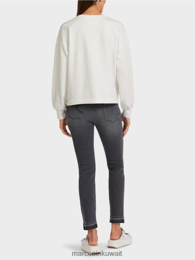 Marc Cain سترة كبيرة الحجم مع عناصر ثلاثية الأبعاد LVN0D61228 ملابس أبيض مصفر