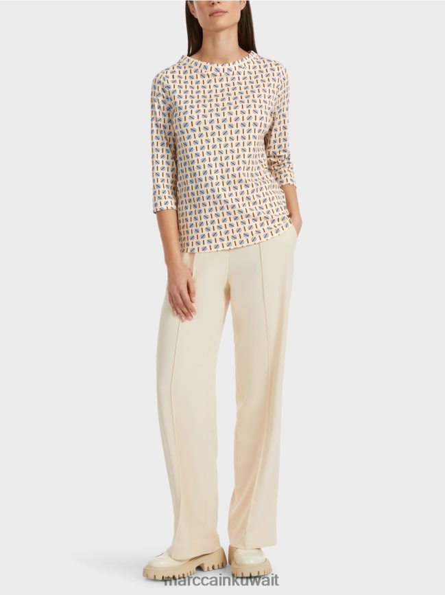 Marc Cain تي شيرت مع التصميم الجرافيكي LVN0D61280 ملابس كريم غامق