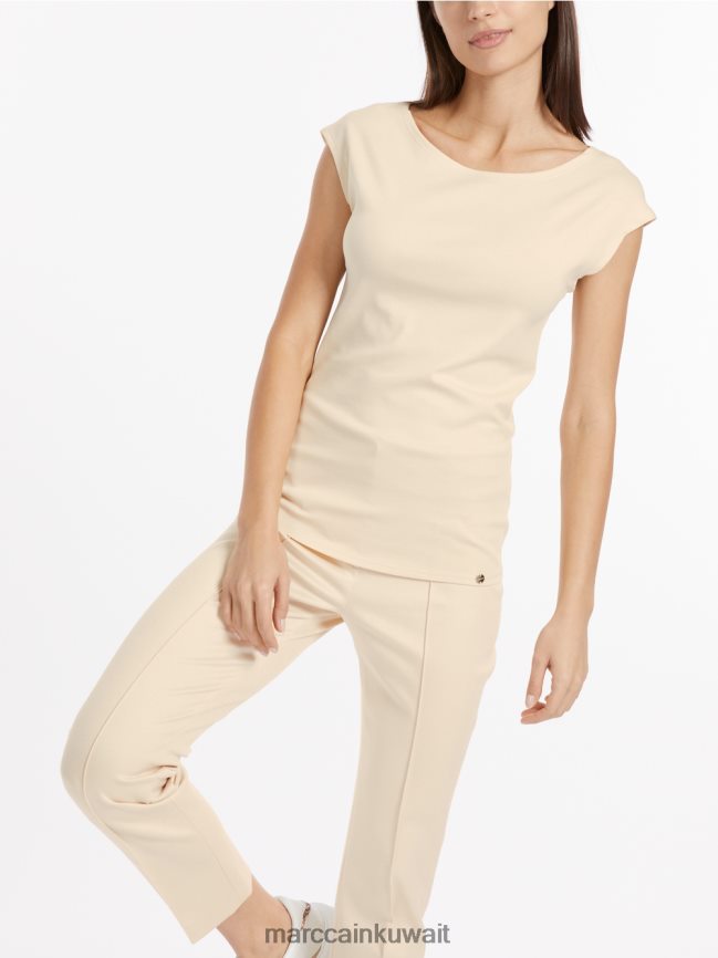 Marc Cain تي شيرت يعانق الجسم LVN0D61338 ملابس كريم غامق