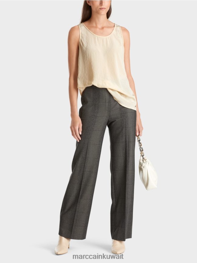 Marc Cain قمة خفيفة الوزن بلا أكمام LVN0D61353 ملابس كريم غامق