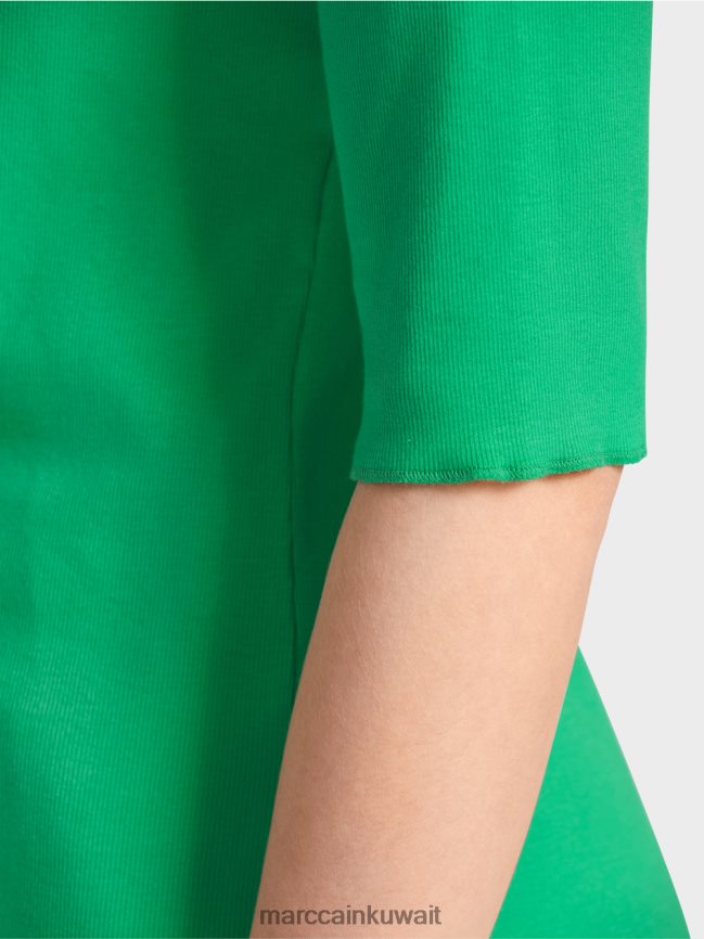 Marc Cain تي شيرت مع ديكوليت أنثوي LVN0D61364 ملابس ورقة ريحان مشرقة