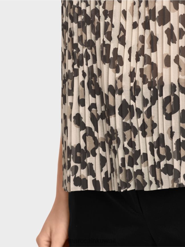 Marc Cain قمة مطوية مع طباعة الفهد LVN0D61407 ملابس أسود