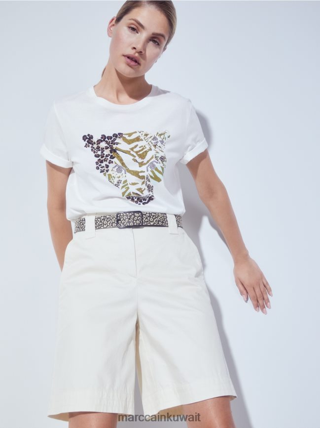 Marc Cain تي شيرت بنقش رأس النمر LVN0D61425 ملابس أبيض مصفر