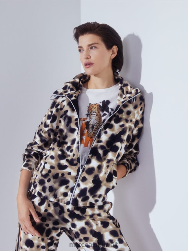 Marc Cain تي شيرت بطبعة الفهد والحروف LVN0D61431 ملابس أبيض مصفر