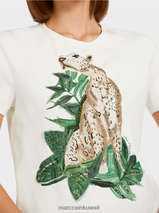 Marc Cain تيشيرت بنقشة الفهد مع تفاصيل حجر الراين LVN0D61448 ملابس طحلب أخضر