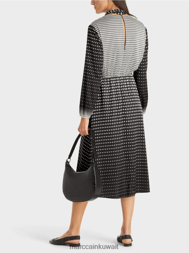 Marc Cain فستان مع مزيج من الأنماط LVN0D6144 ملابس أسود