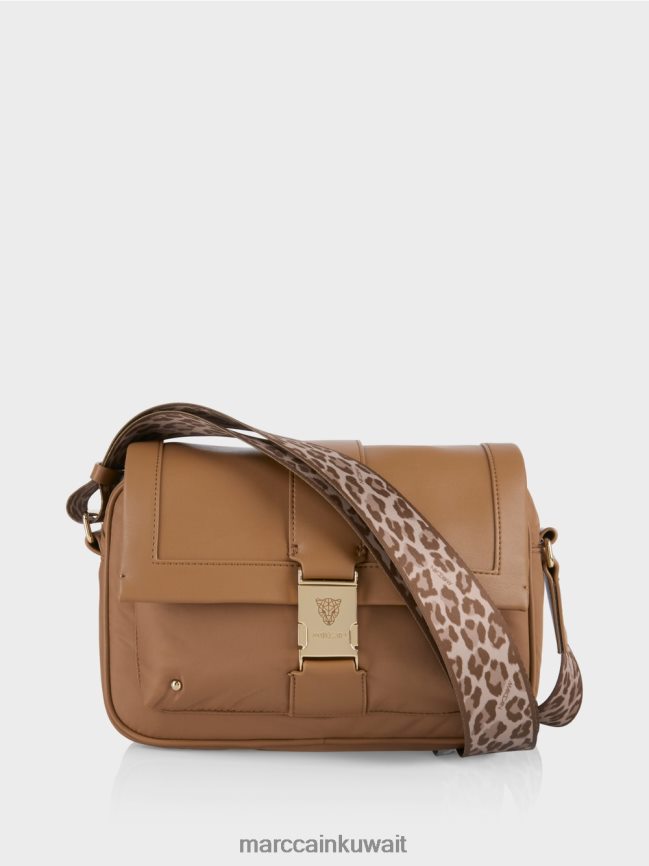 Marc Cain حقيبة كتف "إعادة التفكير معًا". LVN0D61500 ملحق الحلوى الساطعة