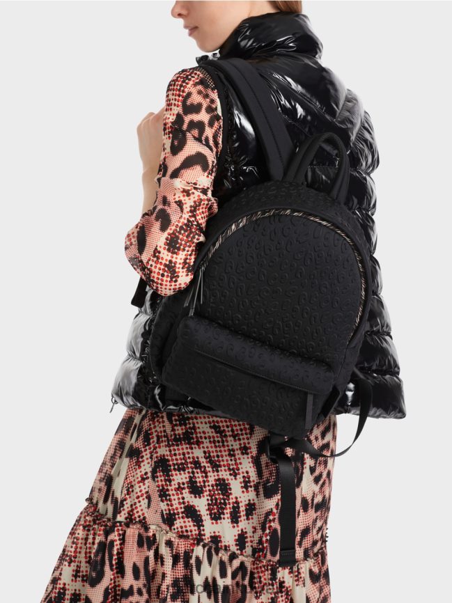 Marc Cain حقيبة ظهر مصنوعة من مادة تكنو LVN0D61510 ملحق أسود