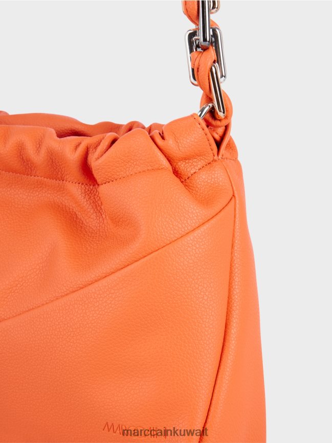 Marc Cain حقيبة كتف بمقبض مزخرف LVN0D61513 ملحق المرجان المشرق