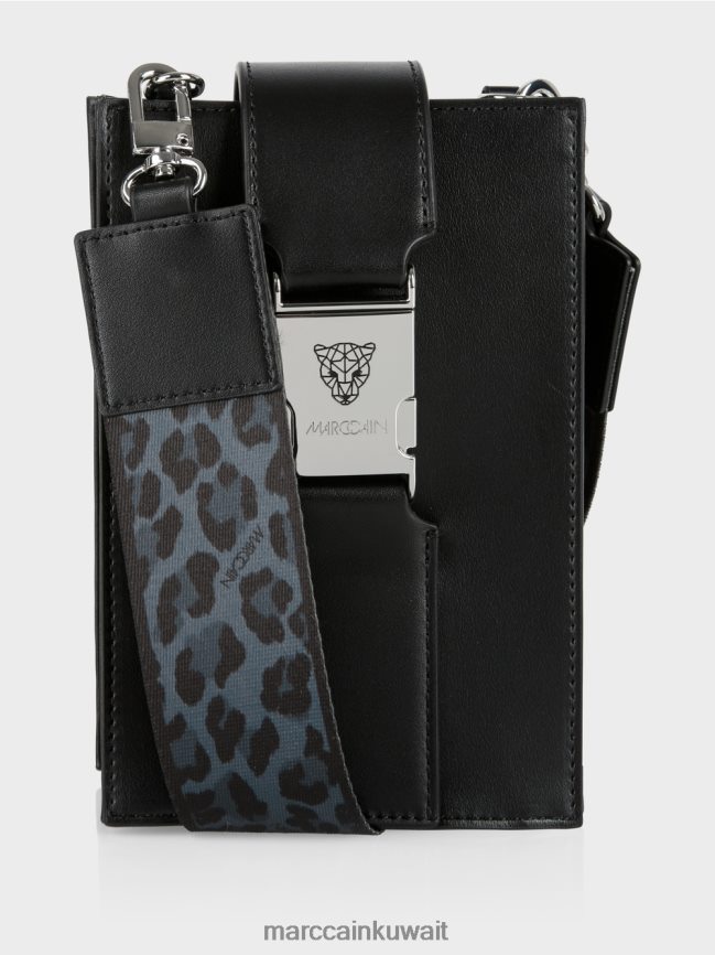 Marc Cain حقيبة كروس على شكل طولي LVN0D61521 ملحق أسود