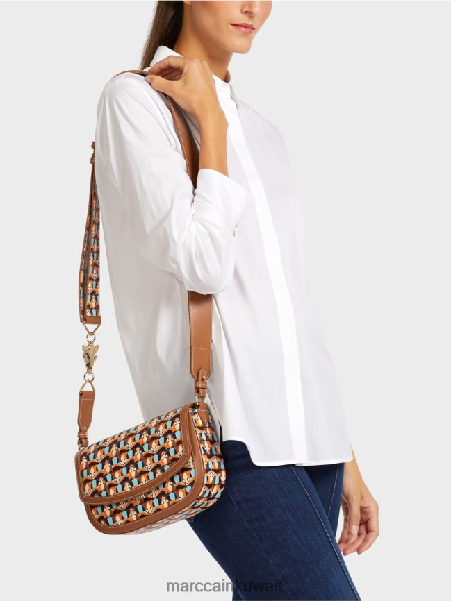 Marc Cain حقيبة كتف متكررة بنمط رأس النمر LVN0D61545 ملحق برتقالي واضح