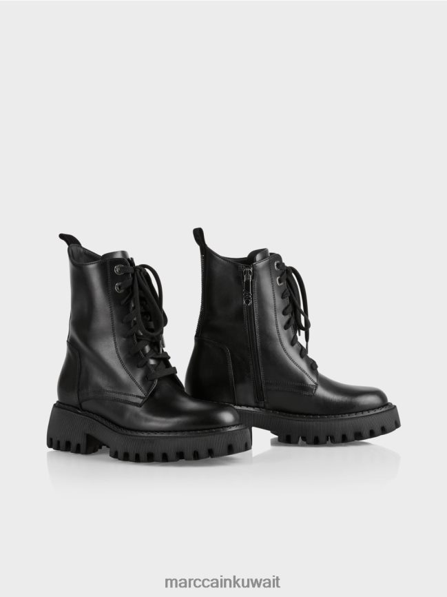 Marc Cain أحذية وعرة مع أحجار الراين LVN0D61574 أحذية أسود