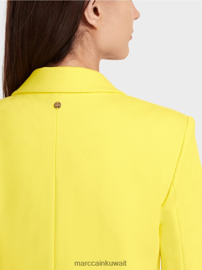 Marc Cain سترة مع طبقات الأميرة LVN0D6172 ملابس ليمون ناعم