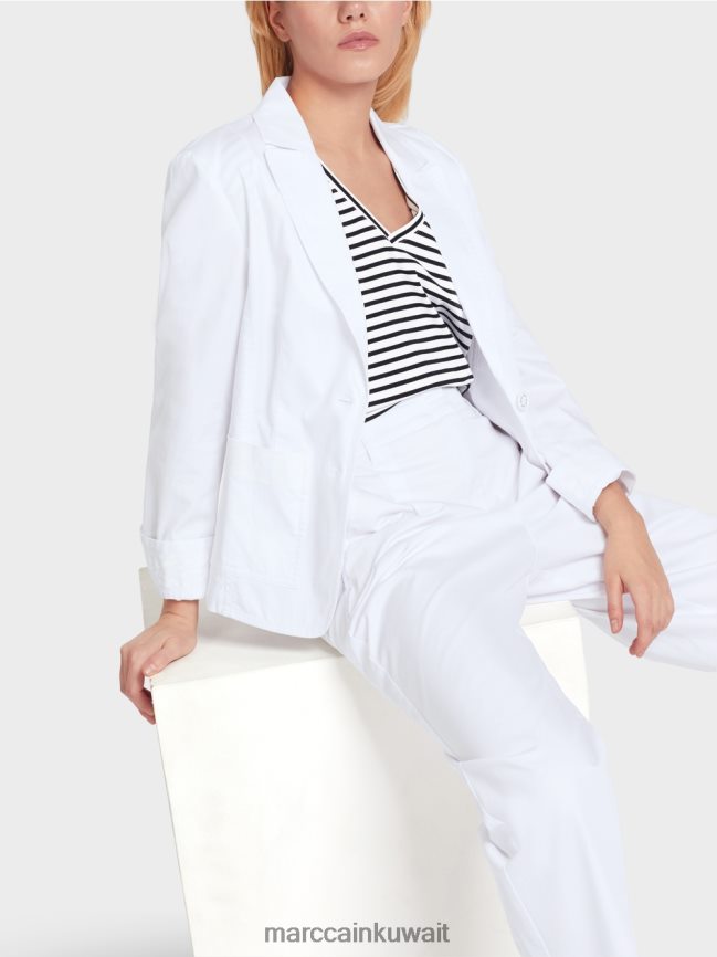 Marc Cain سترة على شكل عناق 