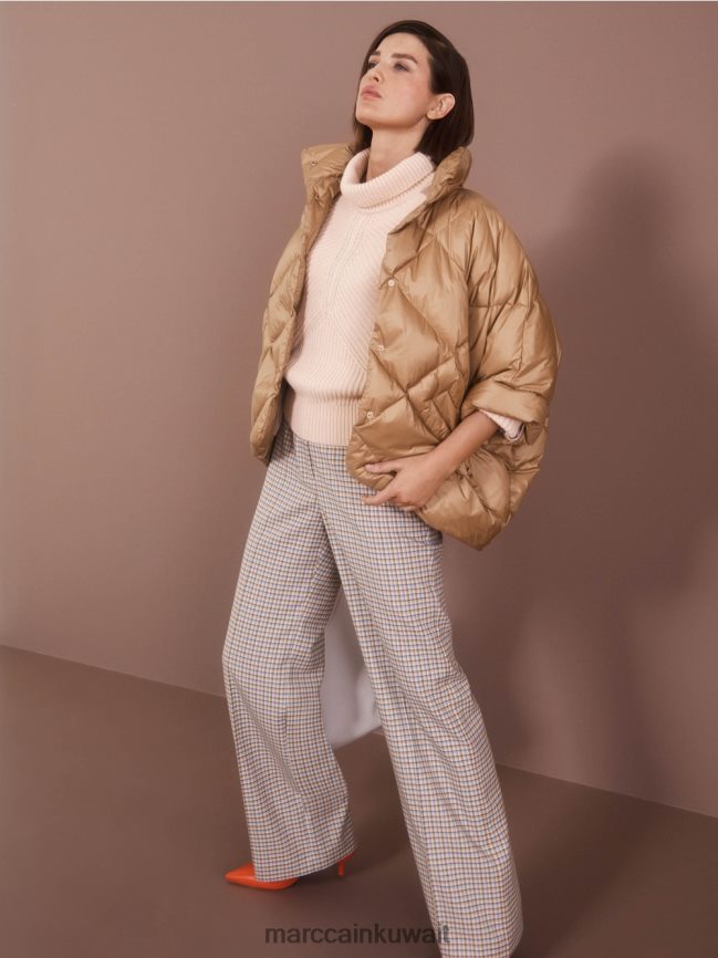 Marc Cain معطف على شكل صدرية على شكل بيضة LVN0D6254 ملابس الحلوى الساطعة