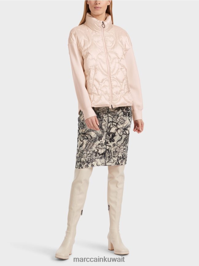 Marc Cain سترة مبطنة "إعادة التفكير معًا". LVN0D6304 ملابس اللوز زهر