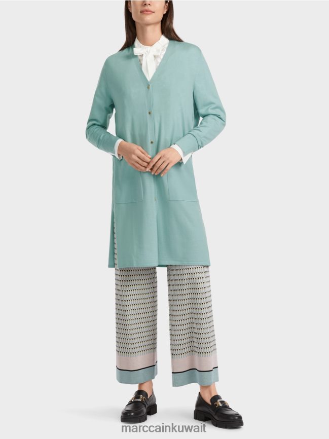 Marc Cain سترة من الصوف "إعادة التفكير معًا". LVN0D6342 ملابس السماء الزرقاء الداكنة