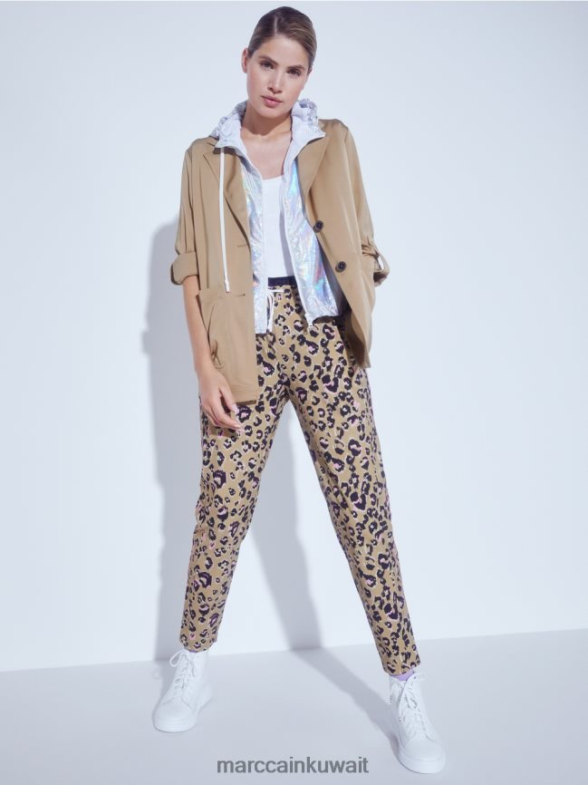 Marc Cain سترة بليزر بأكمام مطوية LVN0D6387 ملابس بني الطين الفاتح