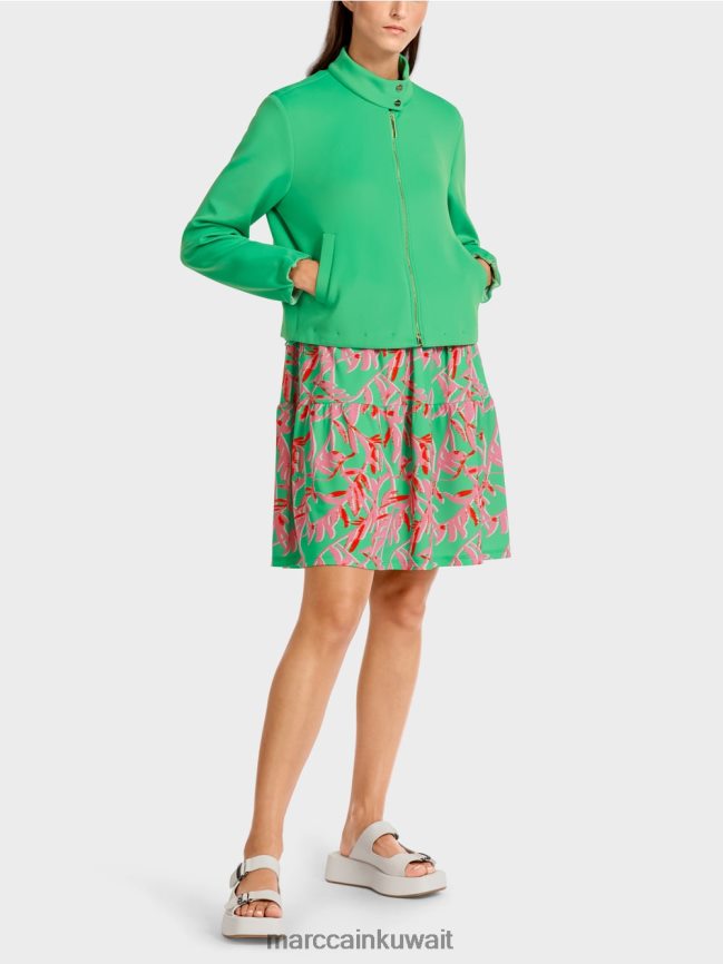 Marc Cain سترة جيرسي مع ذوي الياقات البيضاء LVN0D6417 ملابس اليشم مشرق