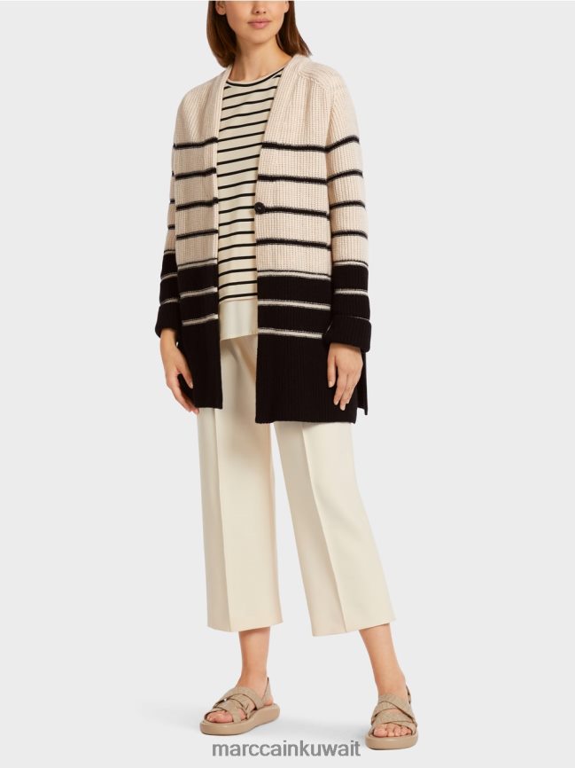 Marc Cain سترة بحرية "محبوكة في ألمانيا" LVN0D6433 ملابس كريمة