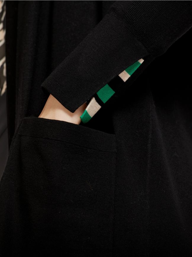 Marc Cain سترة مفتوحة LVN0D6438 ملابس أسود