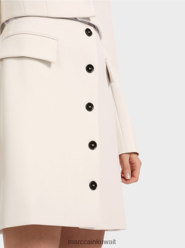 Marc Cain تنورة قصيرة مع فتحة زر LVN0D6459 ملابس دخان