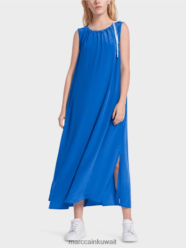 Marc Cain فستان عادي اللون على شكل متوهج LVN0D657 ملابس لاعب القفز بالمظلات الجديد