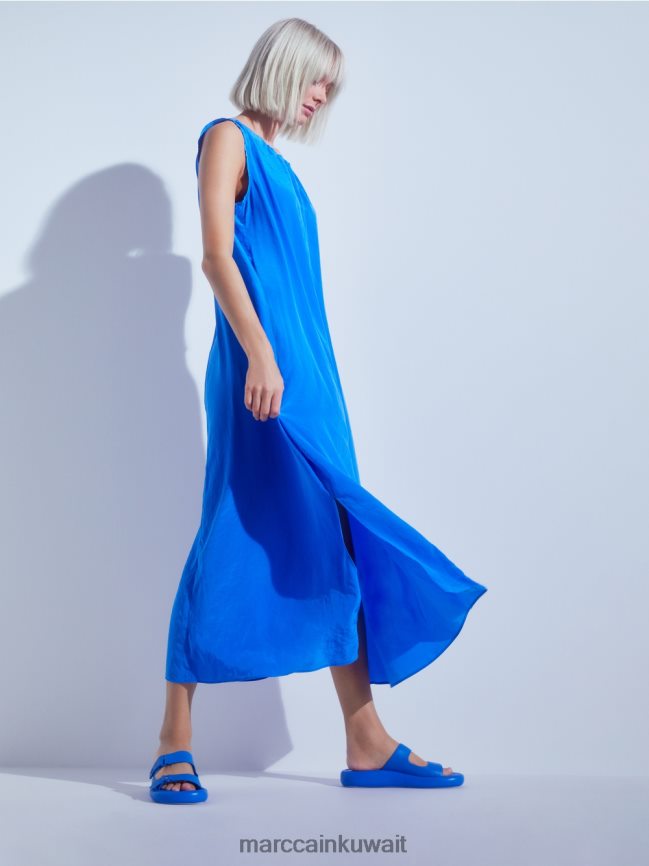 Marc Cain فستان عادي اللون على شكل متوهج LVN0D657 ملابس لاعب القفز بالمظلات الجديد