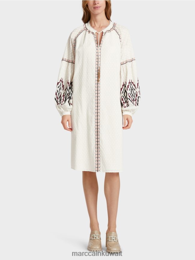 Marc Cain فستان طويل مطرز LVN0D658 ملابس أبيض مصفر