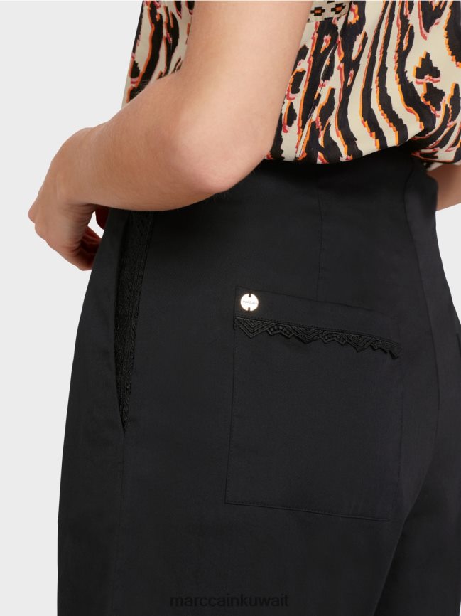 Marc Cain شورت بحاشية من الدانتيل LVN0D6607 ملابس أسود