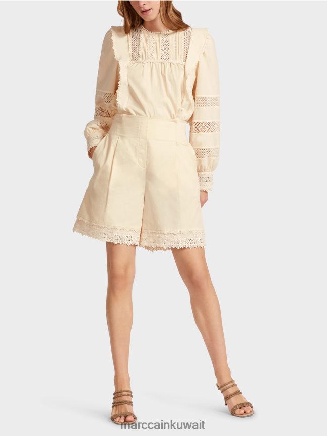 Marc Cain شورت بحاشية من الدانتيل LVN0D6615 ملابس كريمة