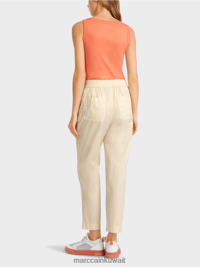 Marc Cain بنطلون مع طيات وحزام خصر مطاطي LVN0D6621 ملابس الكتان الناعم