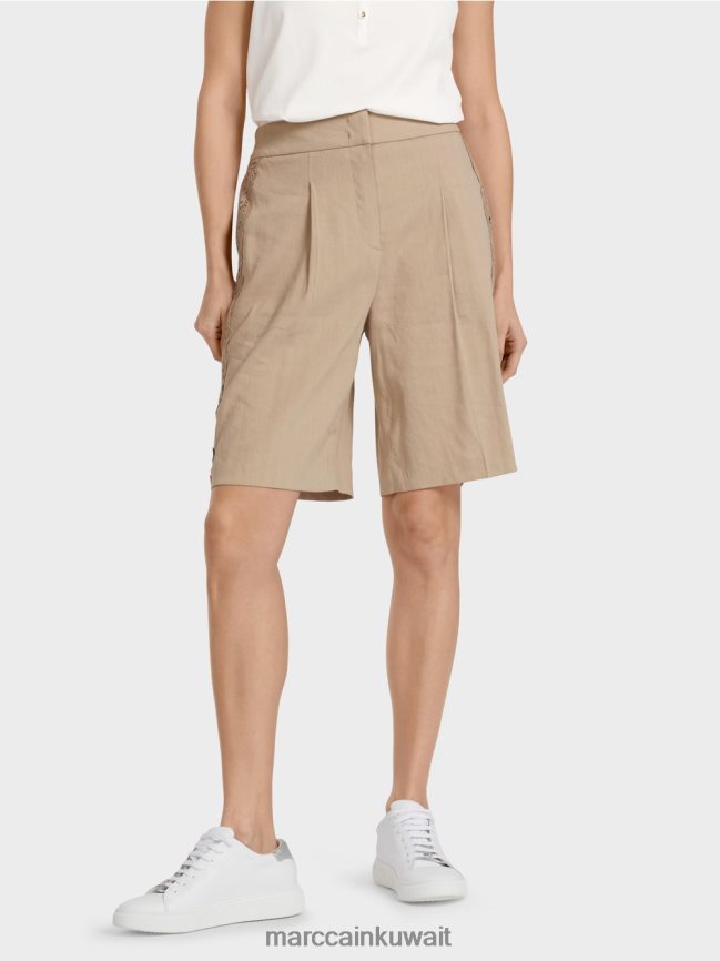 Marc Cain شورت مع جديلة دانتيل LVN0D6636 ملابس الرمال العميقة