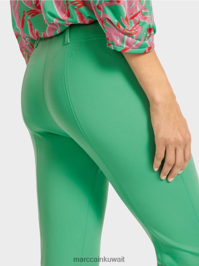 Marc Cain السراويل الكلاسيكية مع التجاعيد المضغوطة LVN0D6701 ملابس اليشم مشرق