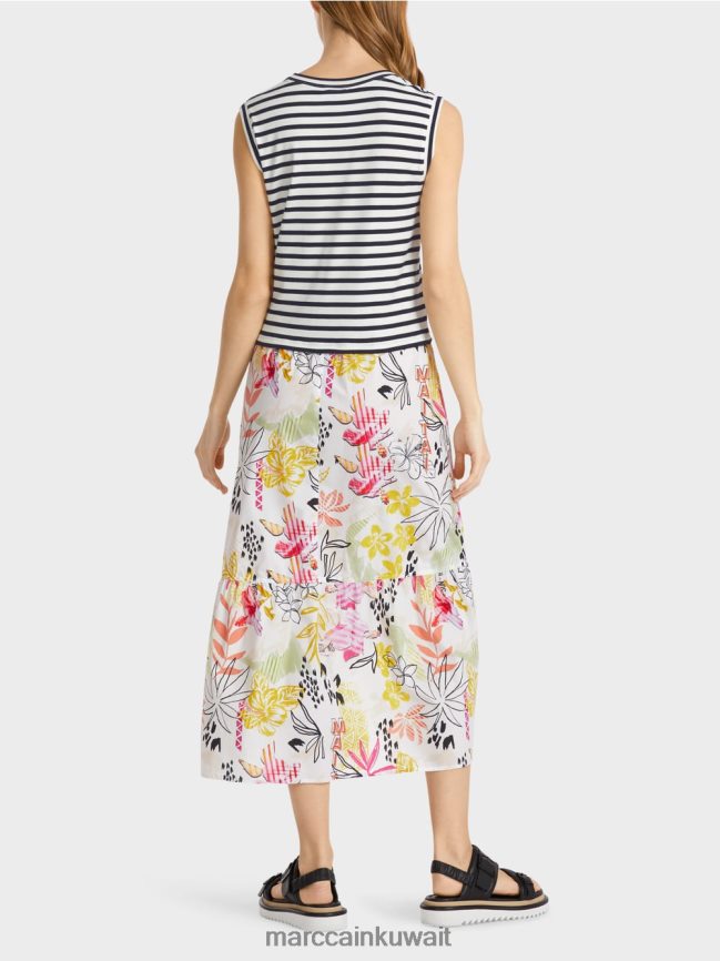 Marc Cain اللباس في مزيج من الأنماط LVN0D672 ملابس ليميد خفيف