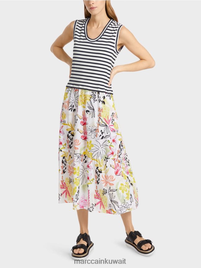 Marc Cain اللباس في مزيج من الأنماط LVN0D672 ملابس ليميد خفيف