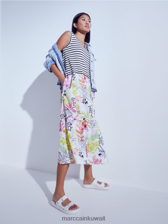 Marc Cain اللباس في مزيج من الأنماط LVN0D672 ملابس ليميد خفيف