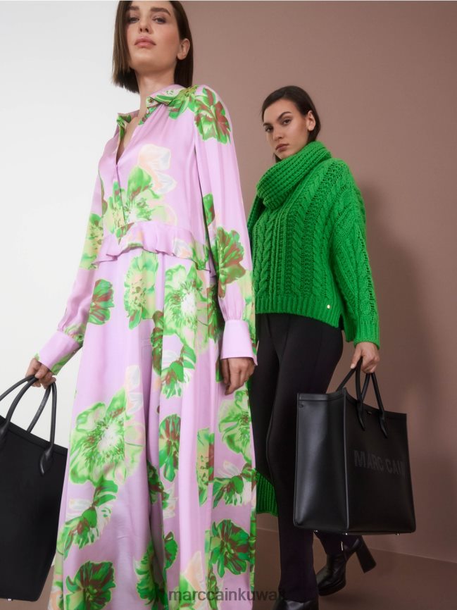 Marc Cain فستان أنثوي مع ذوي الياقات البيضاء LVN0D67 ملابس الخزامى مشرق