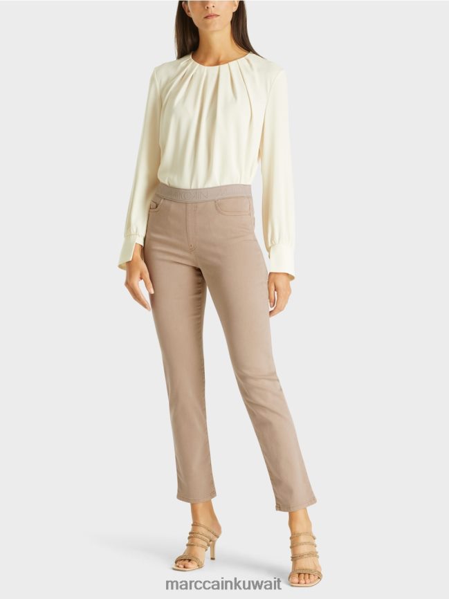 Marc Cain جينز سيينا "نعيد التفكير معًا". LVN0D6818 ملابس جرنولة