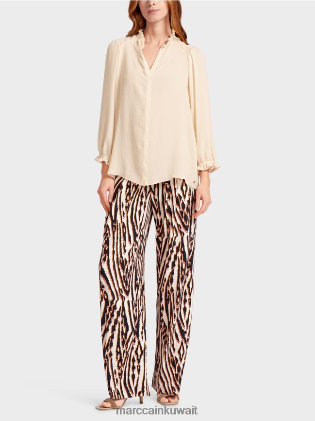 Marc Cain بلوزة "إعادة التفكير معًا". LVN0D6912 ملابس كريمة