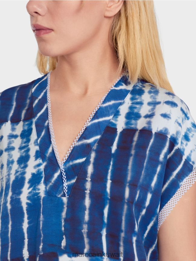 Marc Cain بلوزة الباتيك بتصميم مخطط LVN0D6921 ملابس منتصف الليل الأزرق