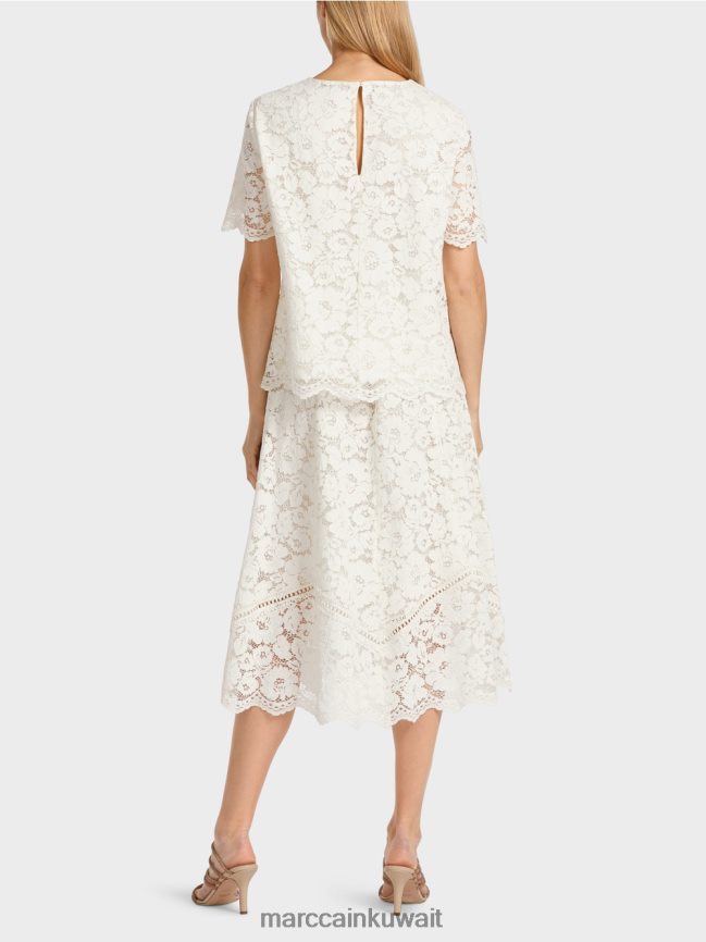 Marc Cain بلوزة من قماش الدانتيل LVN0D6942 ملابس أبيض مصفر